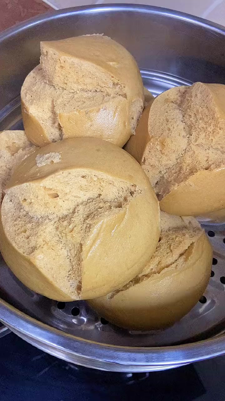 喜欢红糖馒头的来，教你怎样快速发酵，保证做出来个个开花