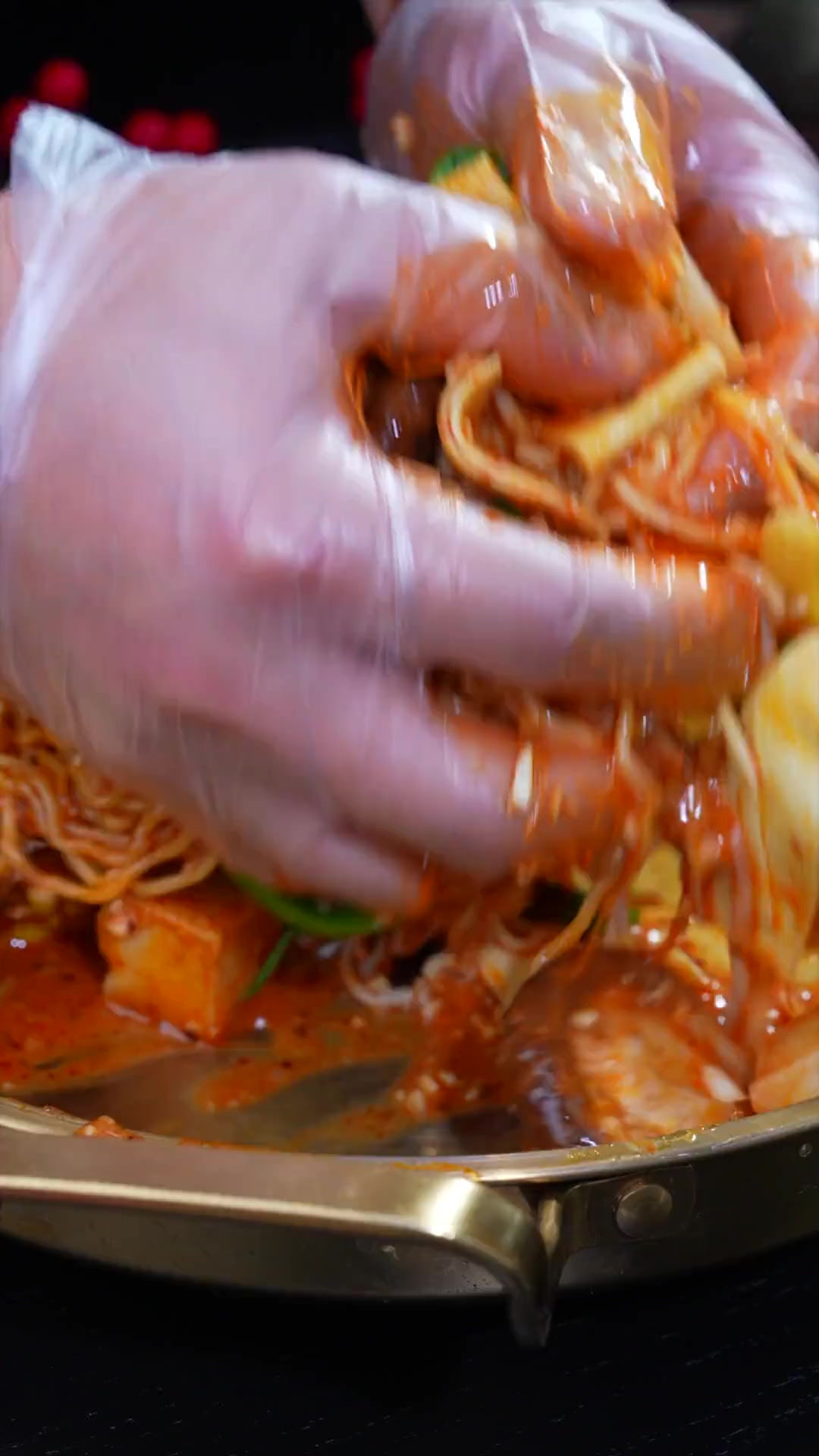 比麻辣烫还好吃的麻辣拌,这么做,连炫一周都不带腻的