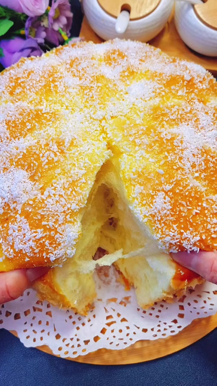 大家快点做起来吧蜂蜜椰蓉大面包