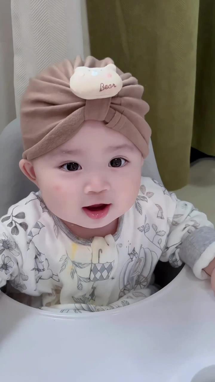 她好像一颗糯米丸子～