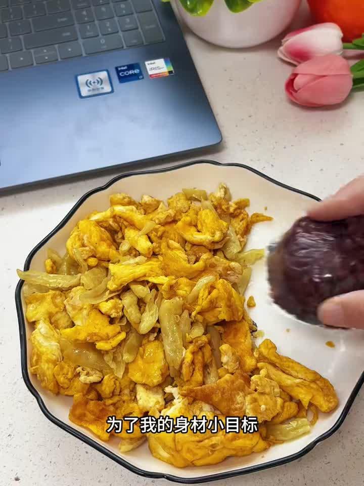 告别白米饭！一个糙米饭团，健康饱腹刚刚好