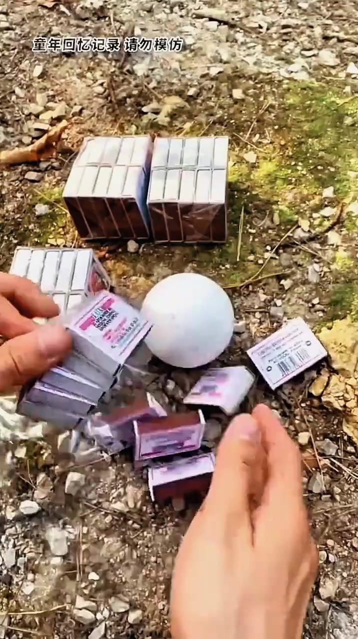 拿火柴做烟花,重温儿时回忆 (1)