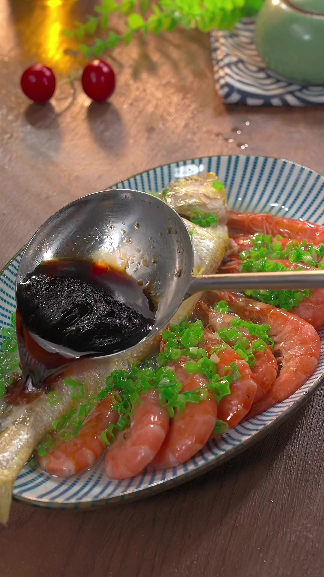 学会了这个清蒸黄花鱼做法，年夜饭的餐桌上适合所有鱼类