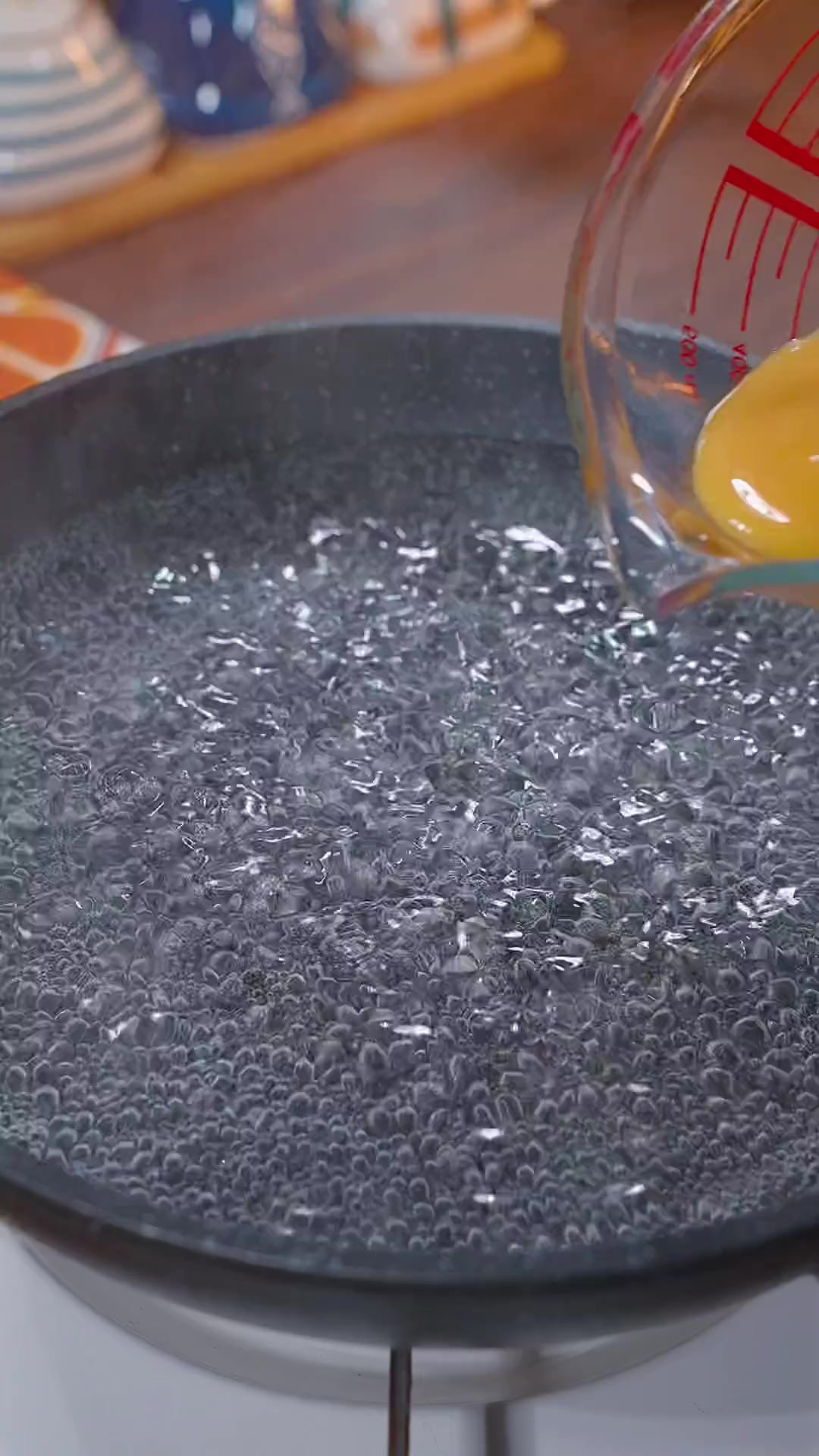 一分钟就能学会的紫菜蛋花汤，做法超级简单，鲜美好喝