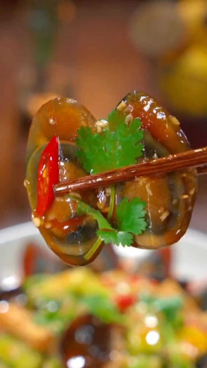 年夜饭餐桌上必备的六道凉拌菜，好吃又下饭