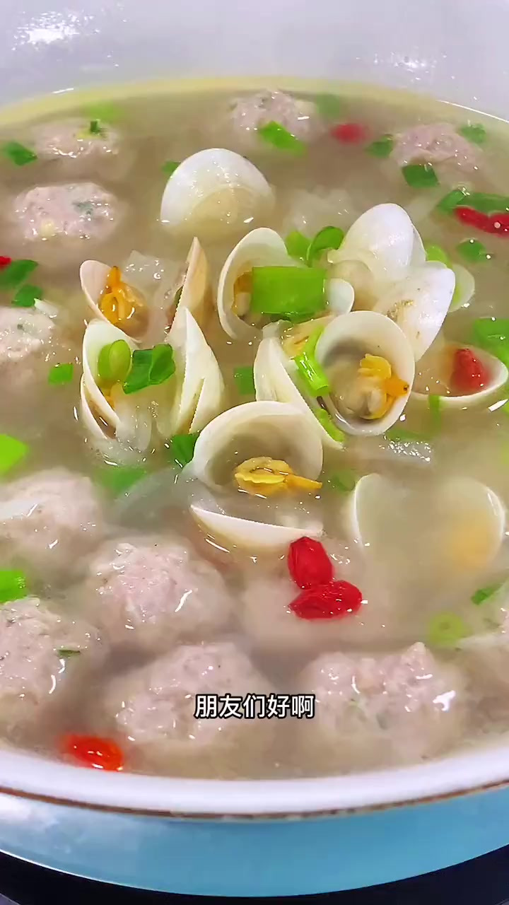 冬季来上一碗萝卜丝丸子汤暖心又暖胃好喝又健康