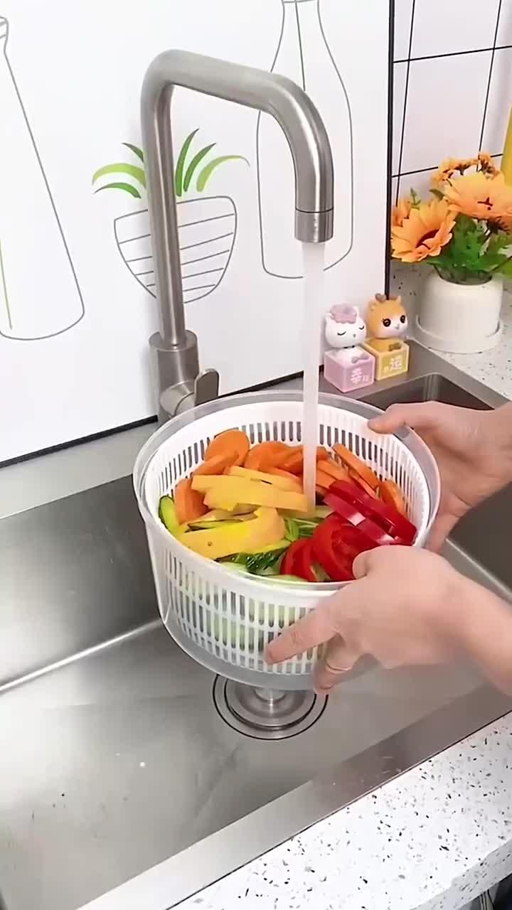 试试这款蔬菜甩干器,轻松搞定,还能制作各种蔬菜水果沙拉