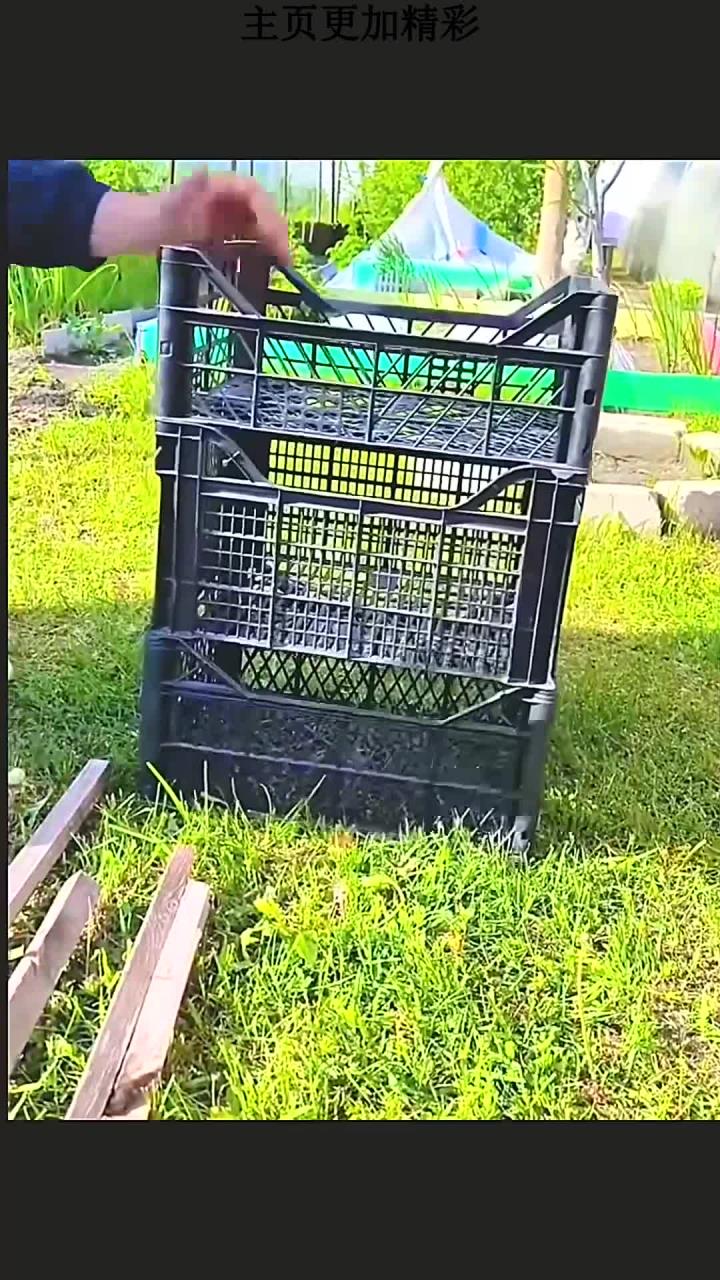 如何用这三个废弃的蔬菜筐制作一个容量庞大占地面积小的收纳架?