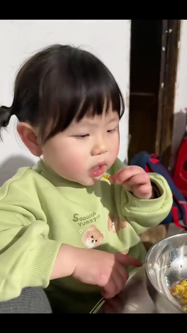 助理不皮了吧,被老板凶了瑶一瑶小肉包