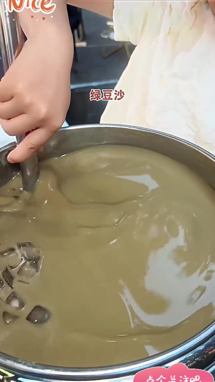 河南街头绿豆沙,4块一杯,这做法外地人没有见过