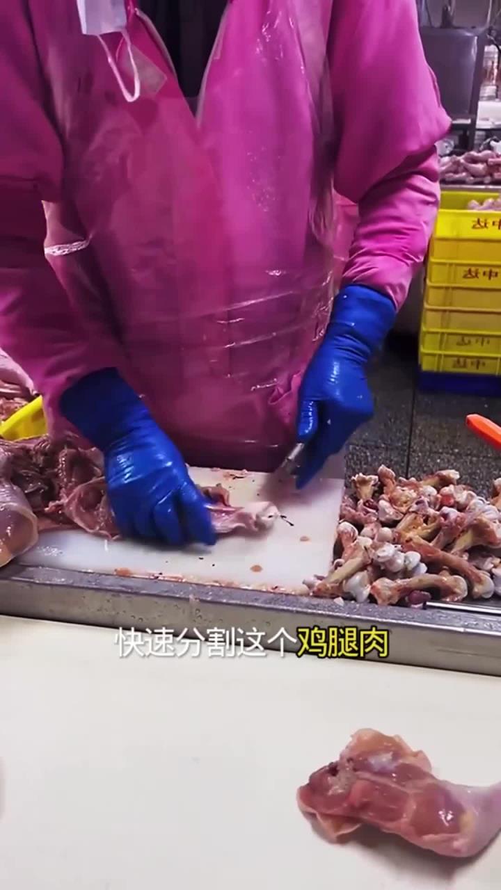 鸡肉分割工,流水线作业