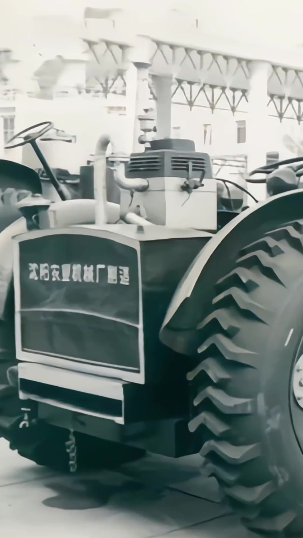 1958年,中国制造的蒸汽拖拉机