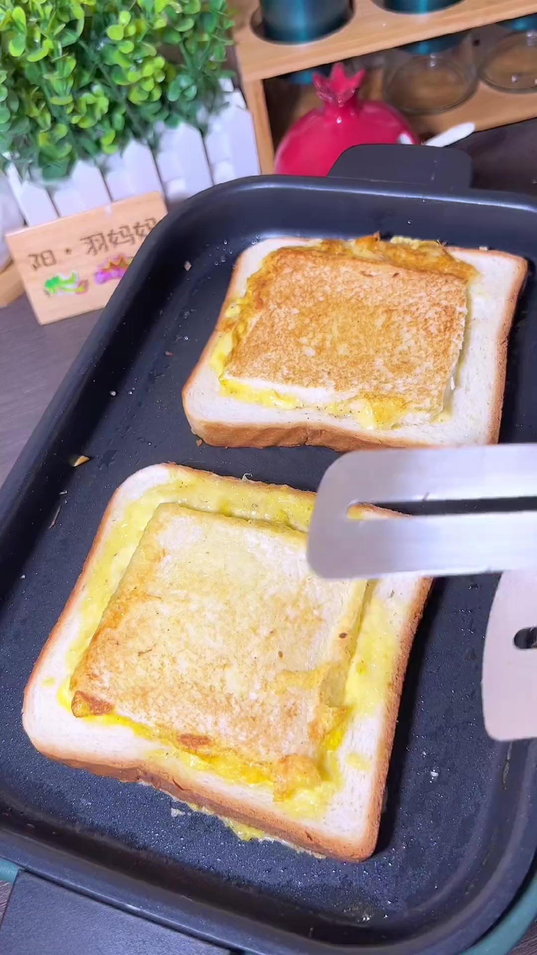 开学第一天，儿子点名要吃的芝士三明治，营养美味又拉丝