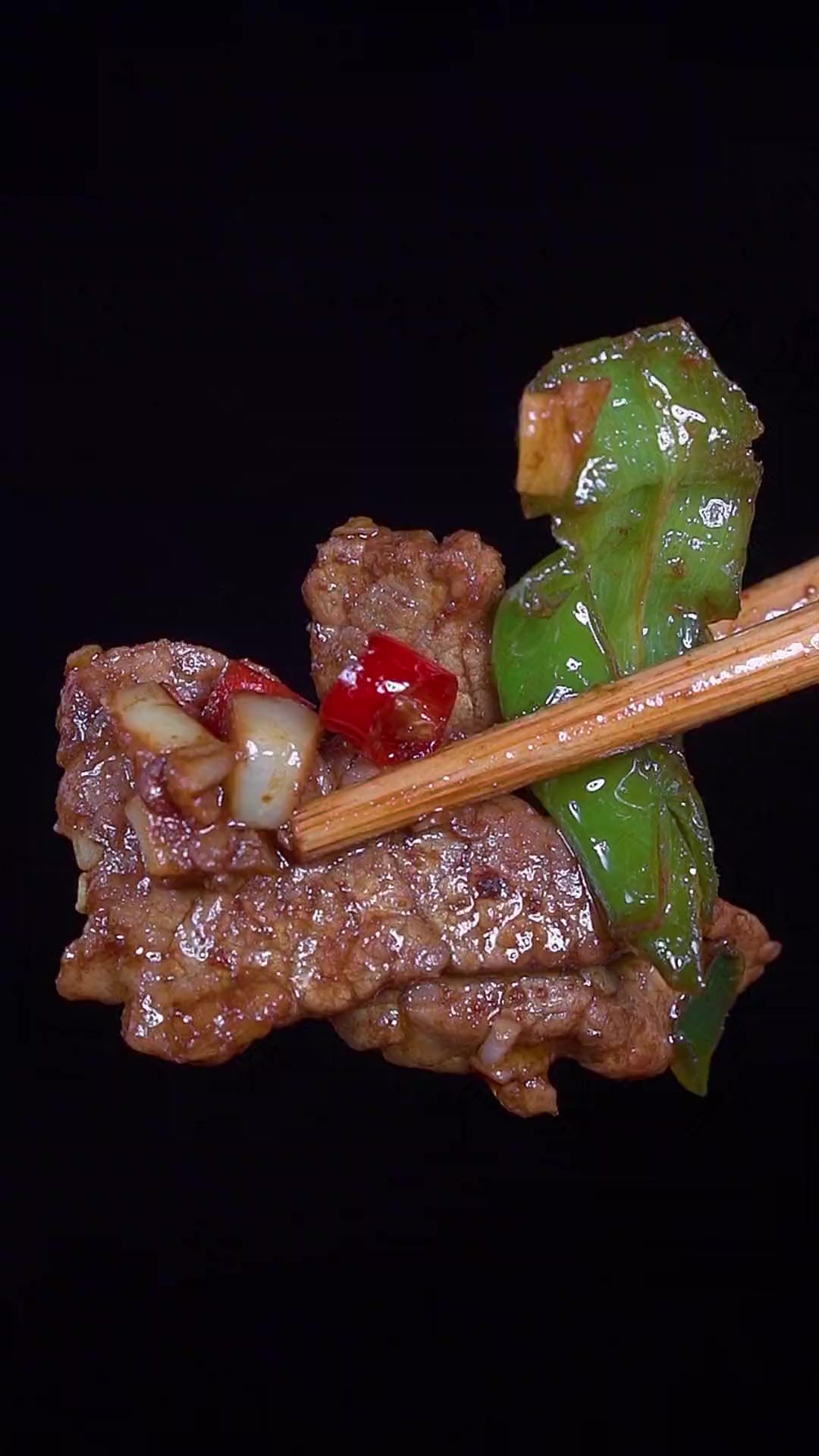 辣椒炒牛肉做法，做法简单，太香了！