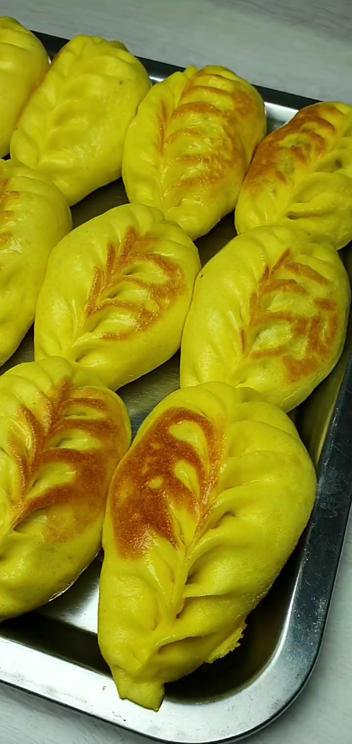 大家快点做起来吧玉米面菜饺子