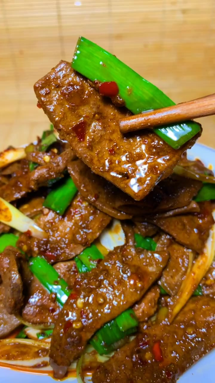 干妈炒猪肝，香辣下饭，你能吃几碗