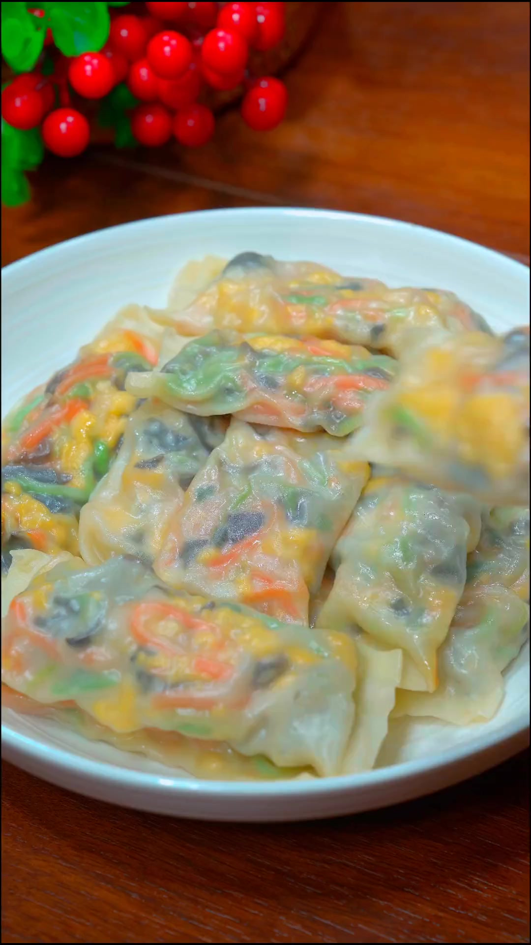 不用和面就能做出好吃的素菜卷，皮薄馅大 简单又好吃