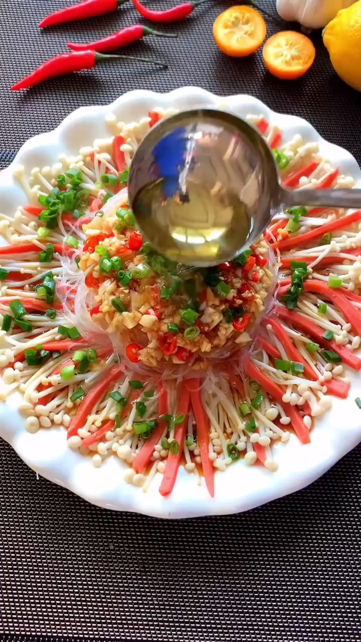 二十秒学会做蒸蒜蓉粉丝金针菇,做法简单超美味