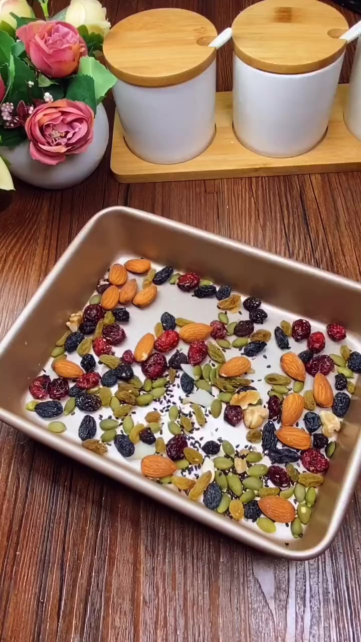 2个鸡蛋1碗面就能做好吃的沙琪玛 比买的还好吃