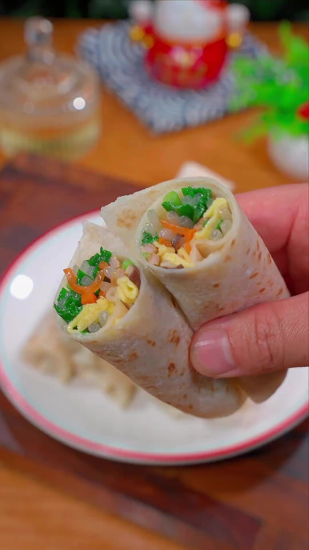 春天必吃美食就是春卷了，锦软爽脆，做法简单又好吃