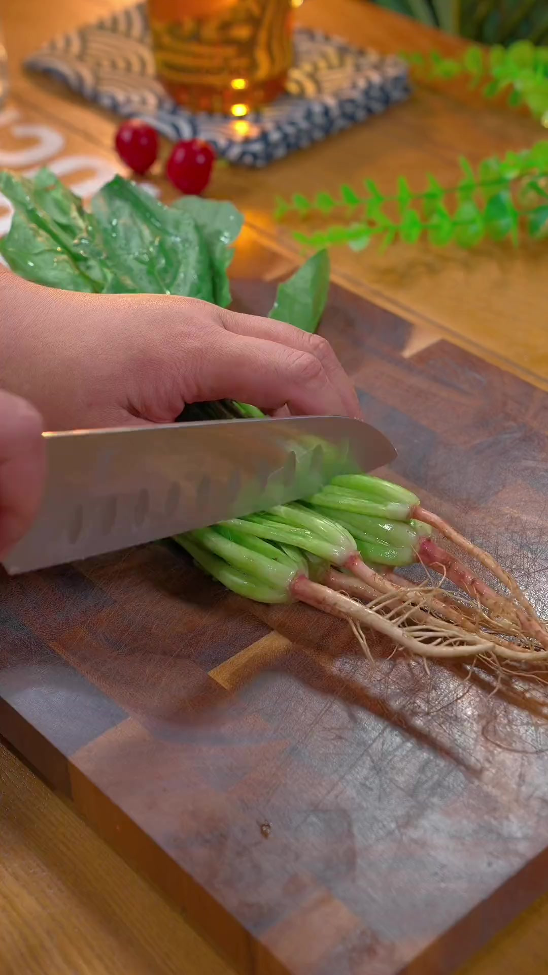 用菠菜做的肉丸子汤,清淡不油腻,大人小孩都喜欢