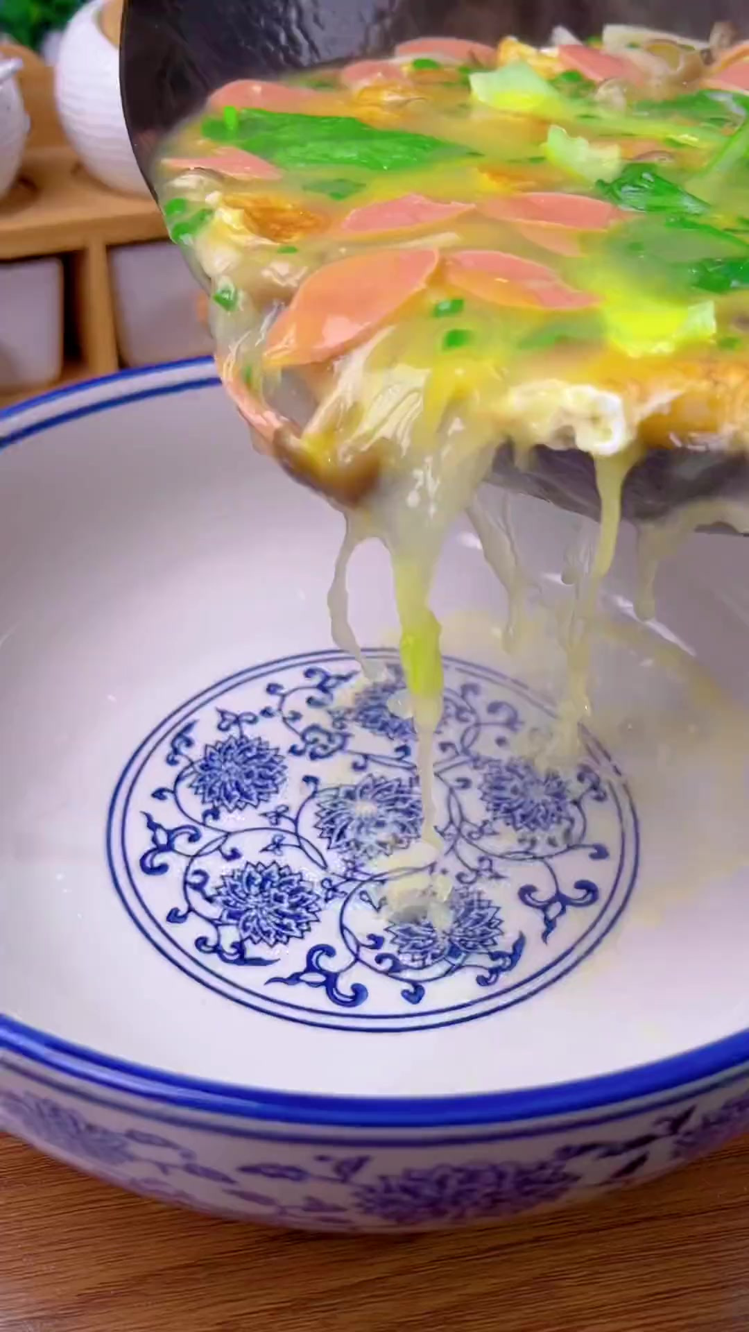 夏天来上一份简单清爽的素三鲜汤，好喝的不得了～