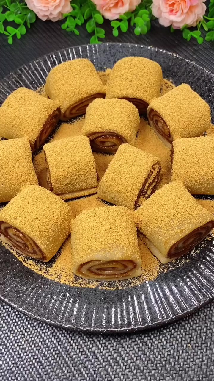 驴打滚儿的做法,软糯香甜,散发着豆面的香气