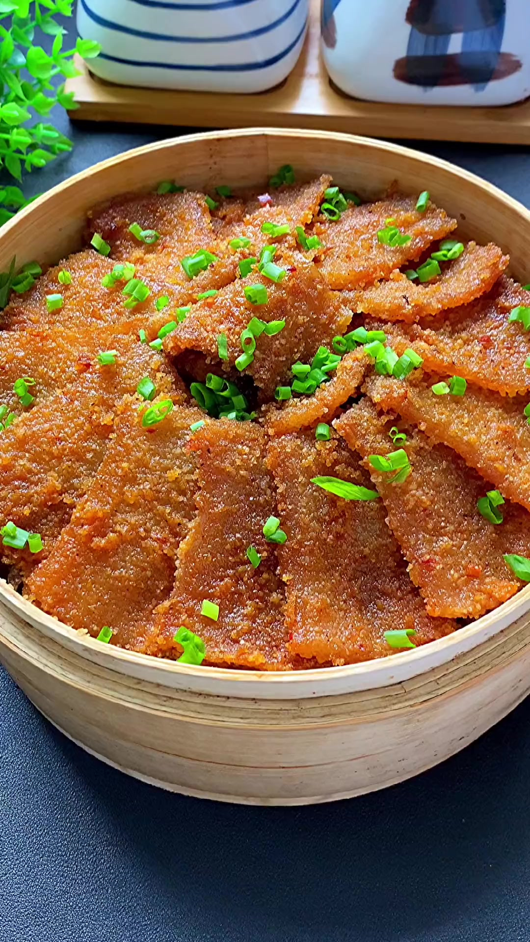 米粉蒸肉这样做,咸香软烂全家都喜欢