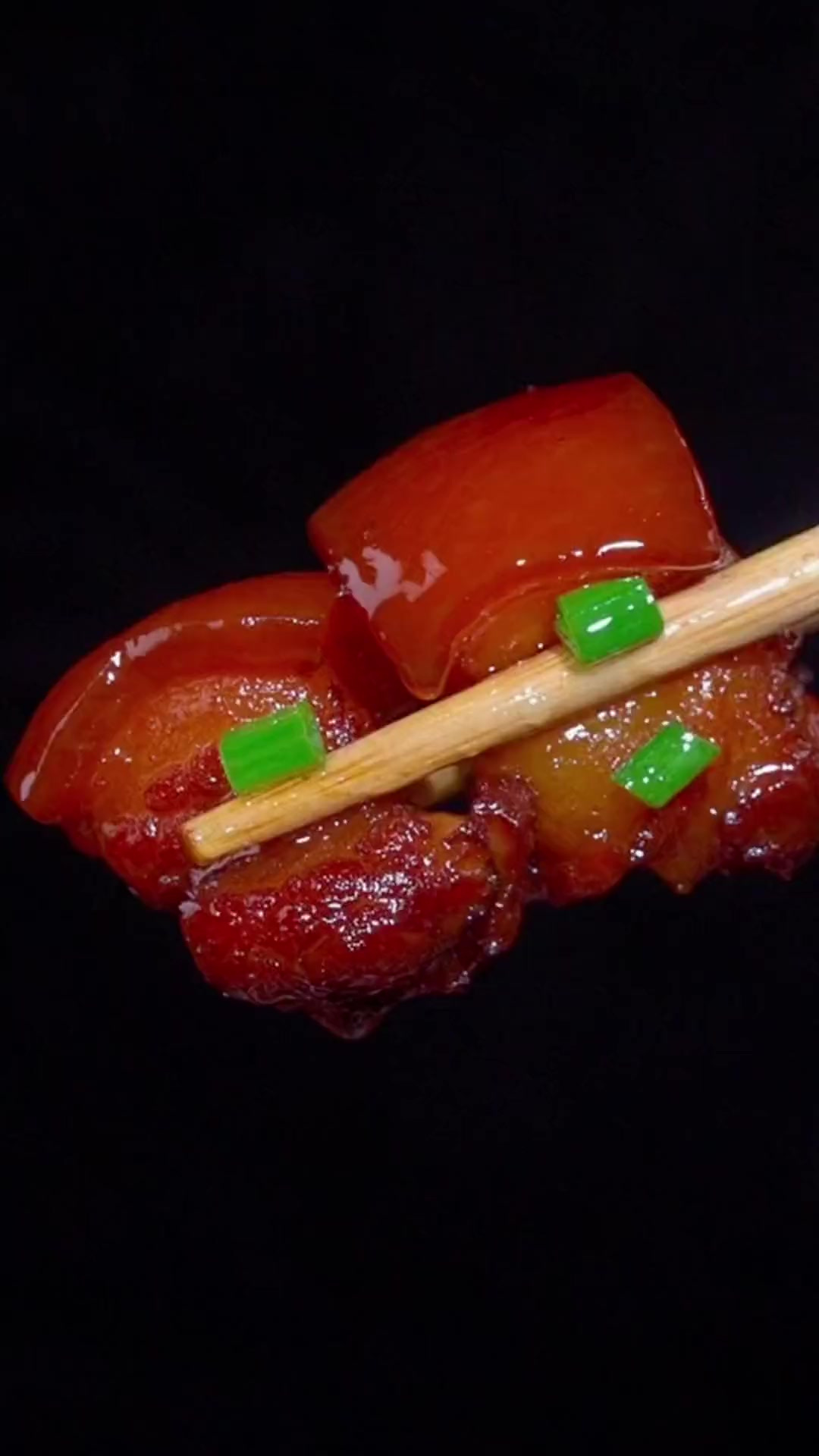 红烧肉的详细做法，学会了你也可以做出肥而不腻，软烂入味的