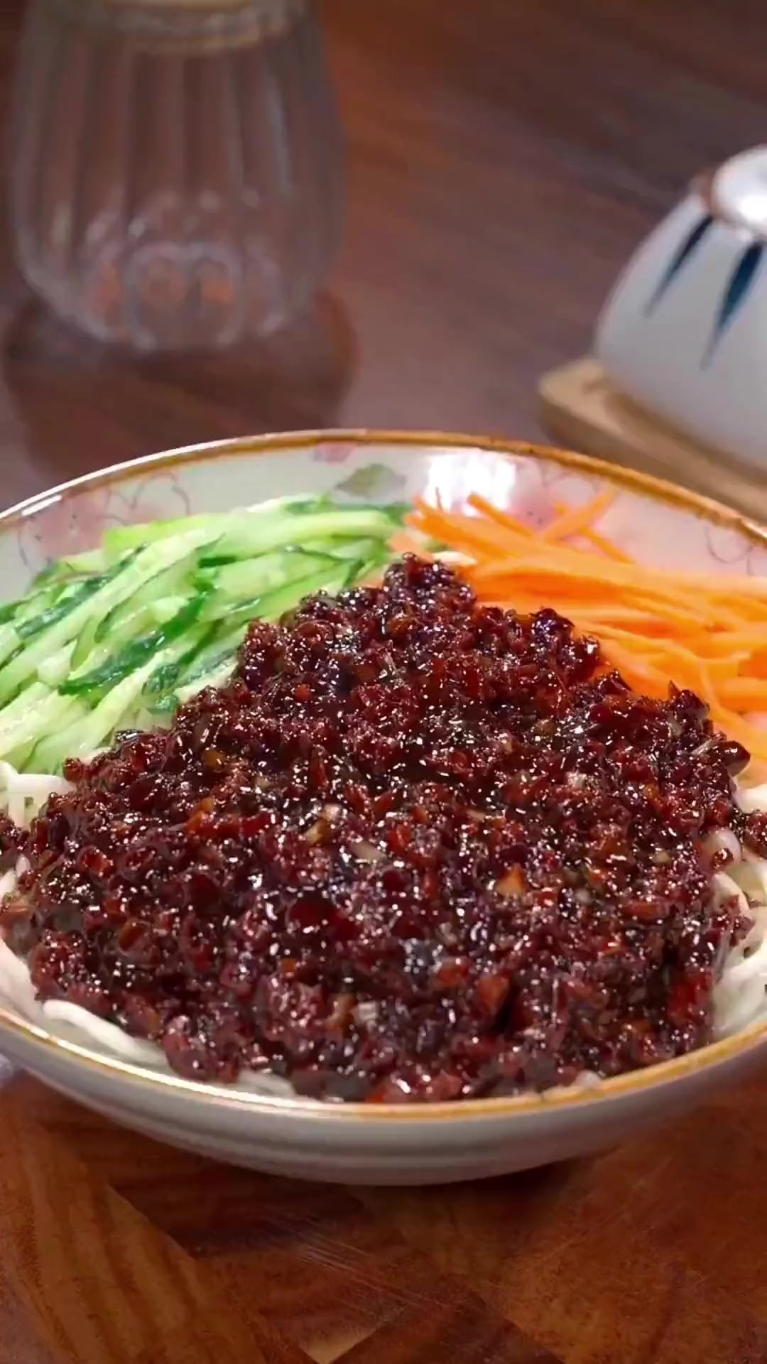 正宗的炸酱面做法，爱吃面条的一定要看完