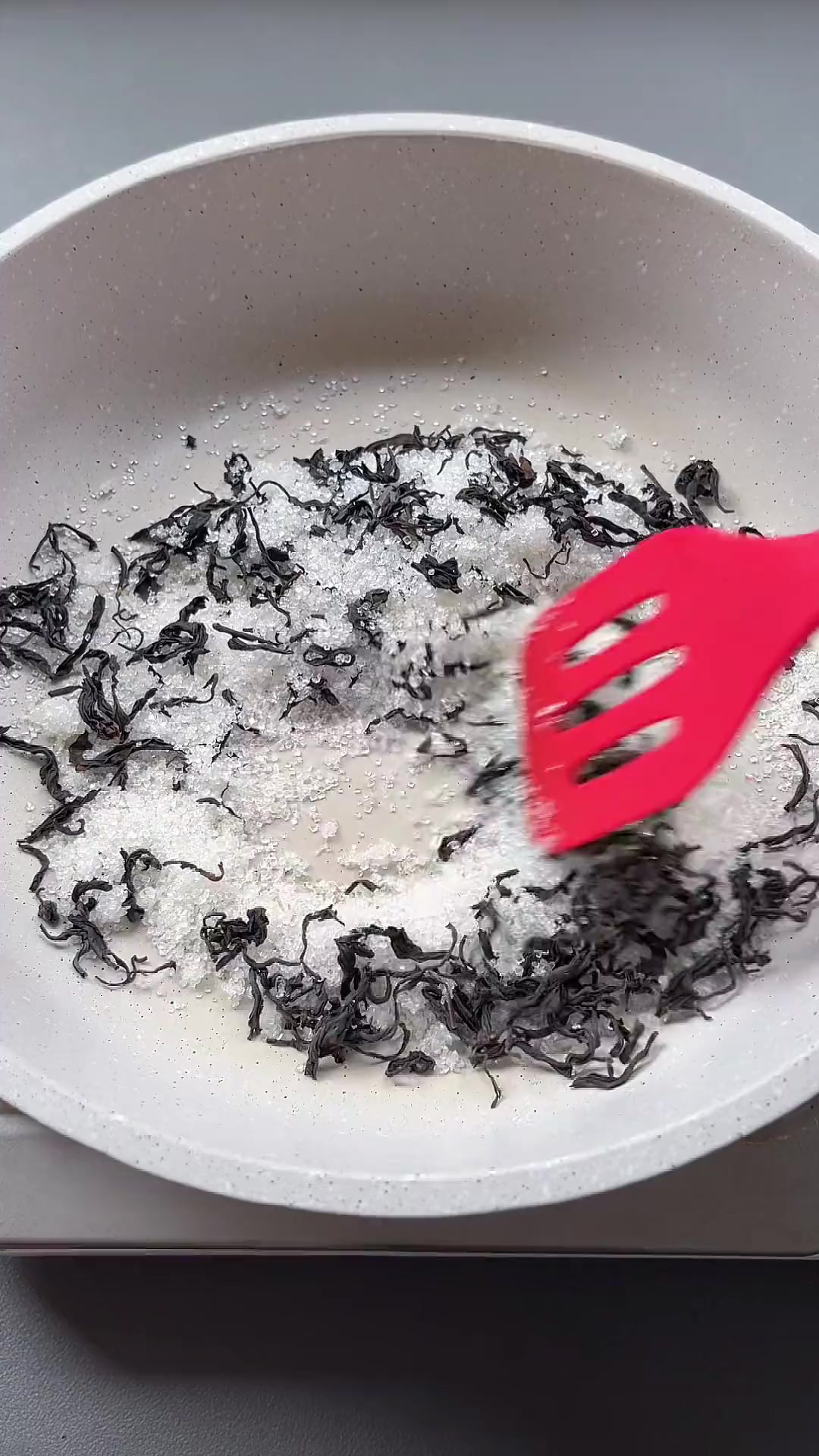 外面的黑糖珍珠奶茶一杯至少要20吧，学会了再也不出去喝了！