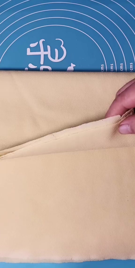 东北特色菜炒豆皮