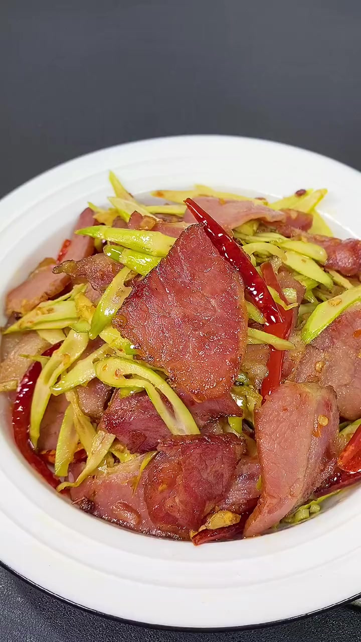 竹笋炒腊肉，春天的味道，绝爆啦