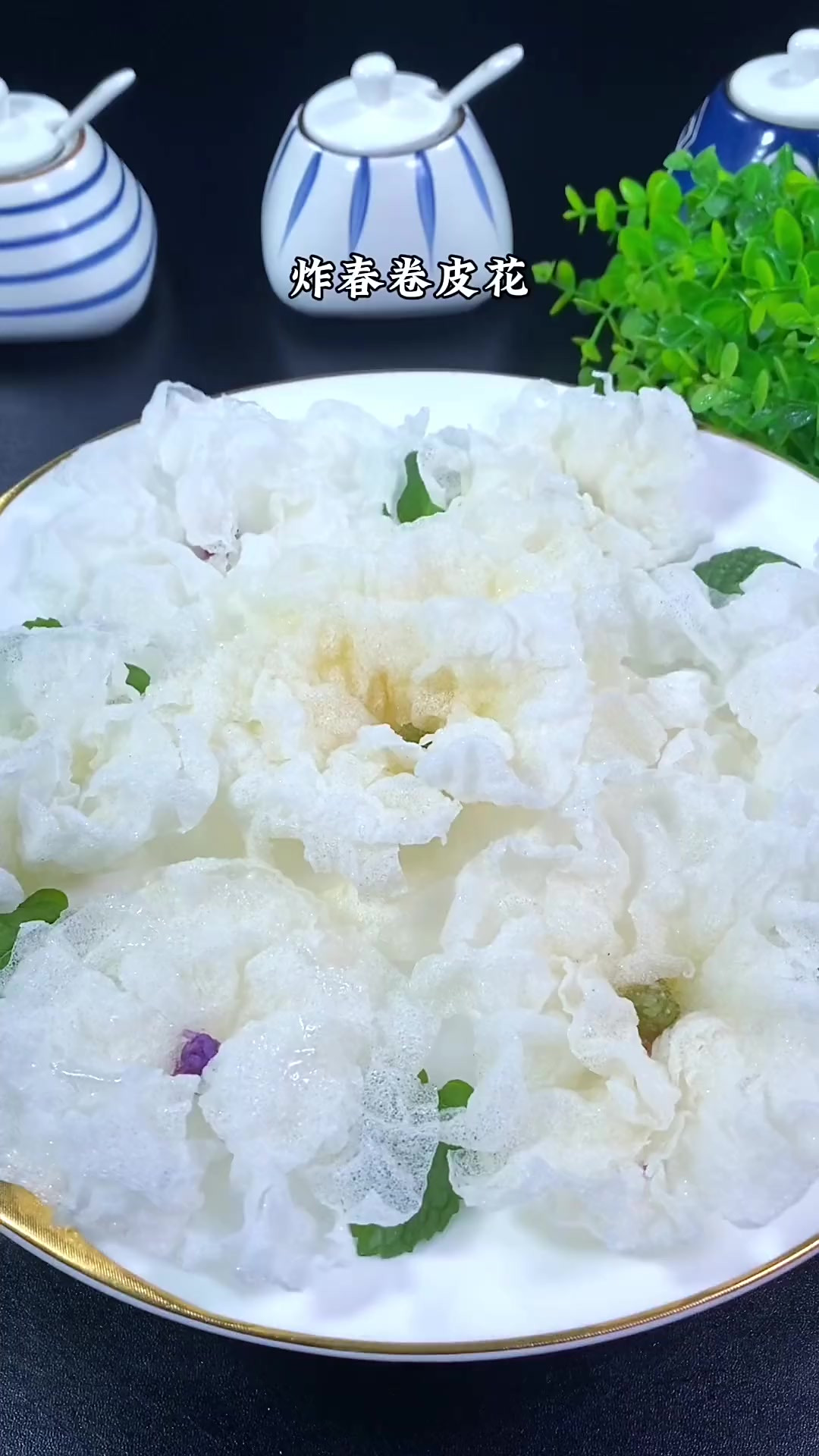 几张春卷皮也能做出油画般的美景,春天悄然走上您的餐桌