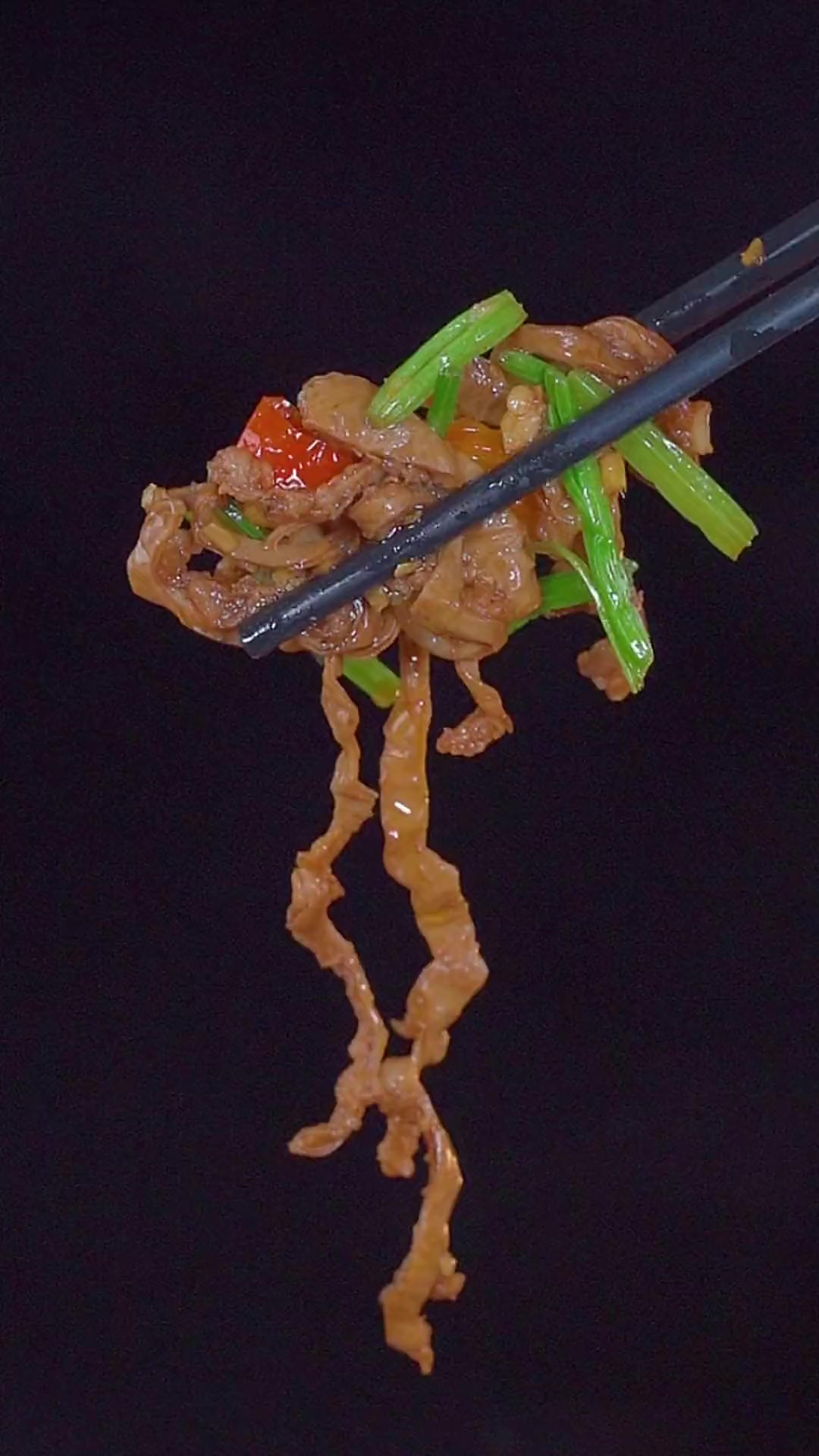 炒猪大肠要不要焯水，这样炒的大肠酸辣爽脆，太下饭了