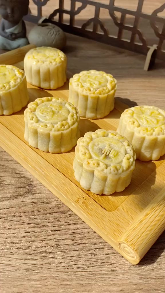 家庭版，无需转化糖浆的咸蛋黄月饼，你要不要试一试！