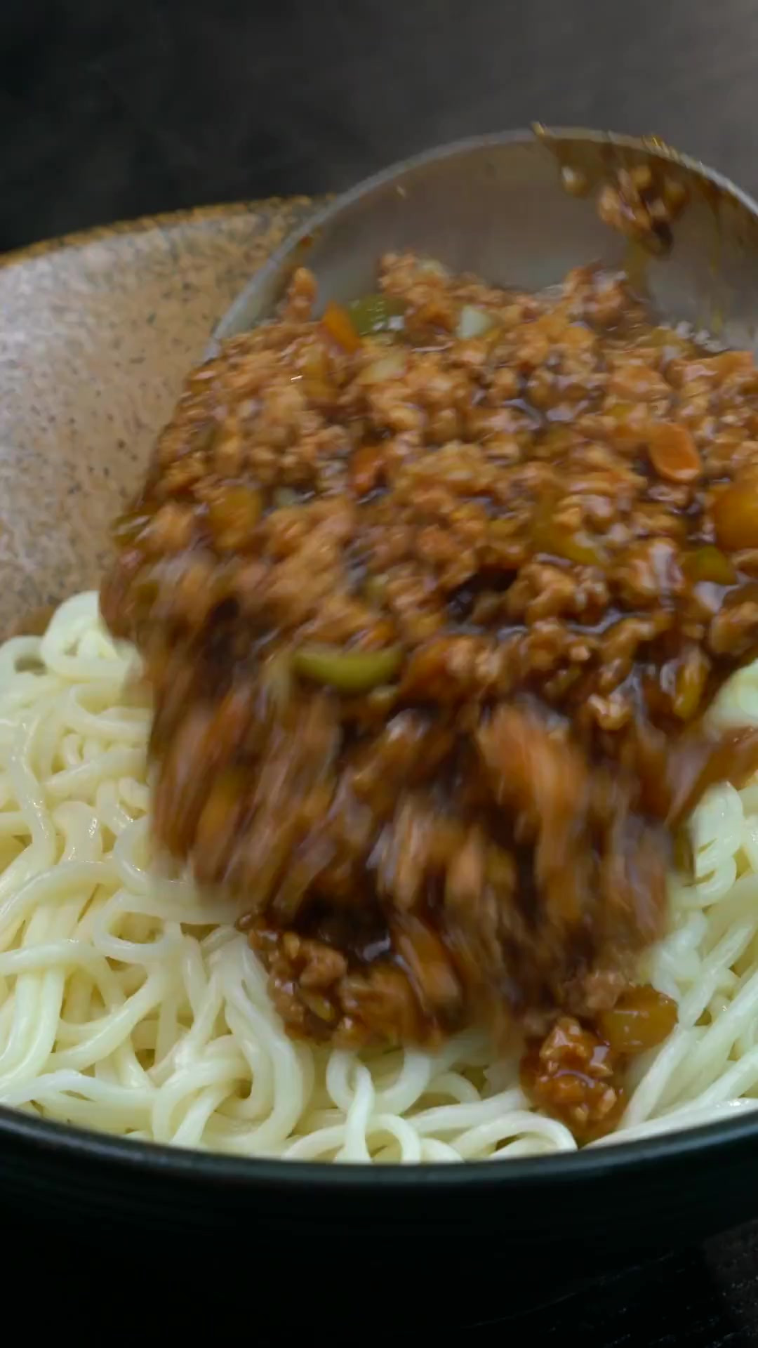 无数次满足我味蕾榨菜肉沫面，能吃一碗的，这面您得吃三碗