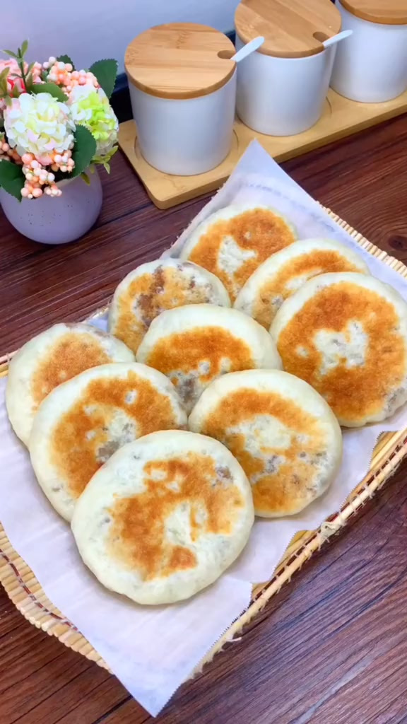 今天又吃多了，好吃的停不下来，长肉肉的节奏