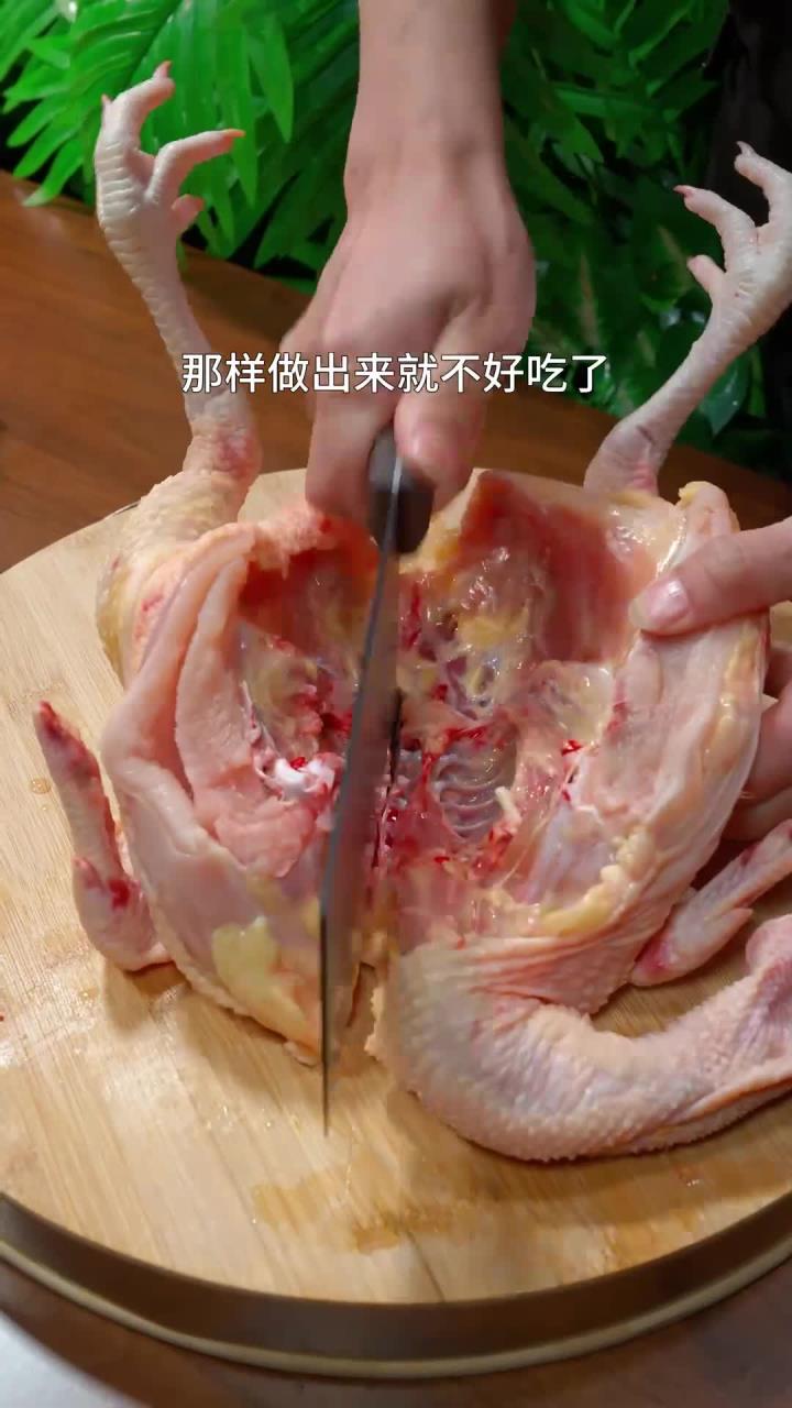 别再焯水啦!试试这做法,炒出的青椒辣子鸡香辣入味超好吃
