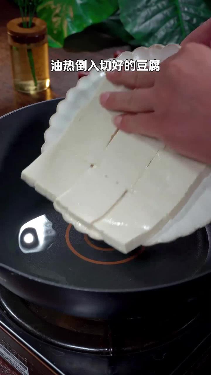 天气转凉,来一锅白菜豆腐炖粉条!做法简单,好吃到停不下来