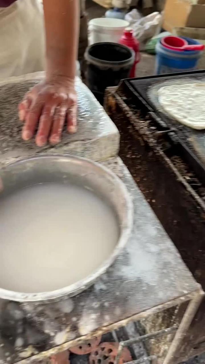 山东大集手工烧饼5毛1个,这价格可以吧