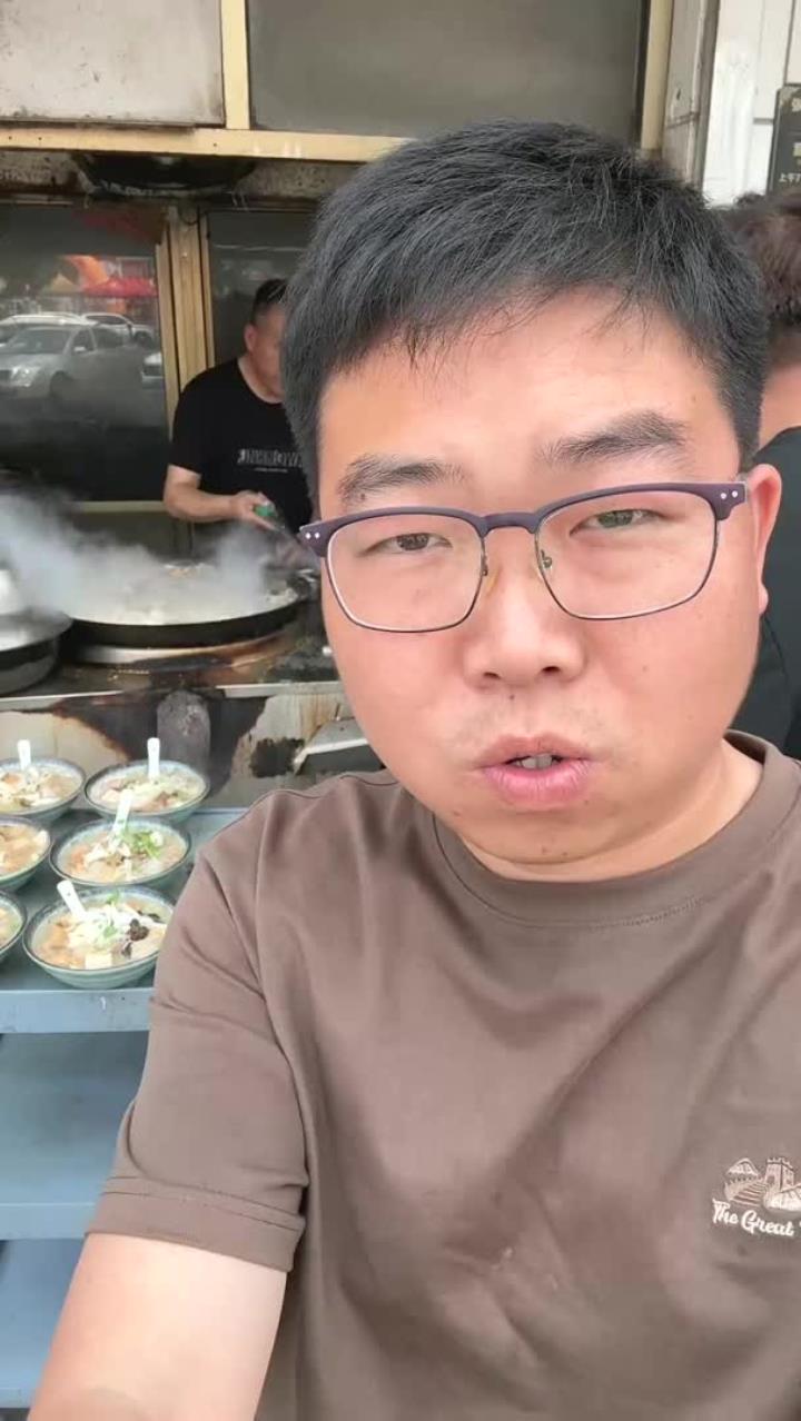 山东菏泽杂烩菜,20一碗,看着真不错