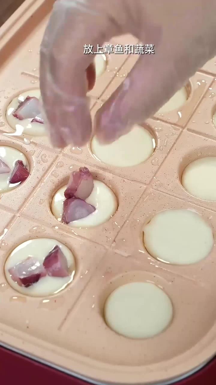 今天小宝贝过生日啦,挑战下只用一个锅搞定了一桌家宴菜