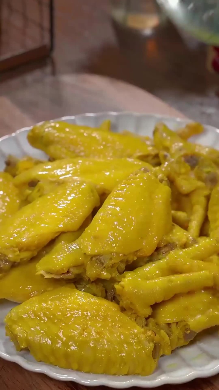 孩子想吃盐焗鸡翅鸡爪,别再去买超长保质期的了,我教你在家做,干净卫生比买的还好吃