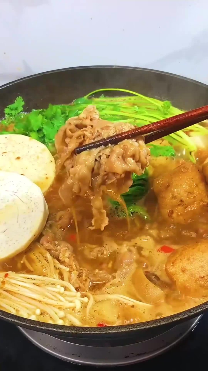 今天吃点简单的,这样做的羊肉烫什么菜都好吃