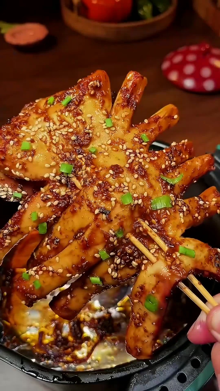 原来空气炸锅烤鱿鱼是真好吃，一串不够就两串