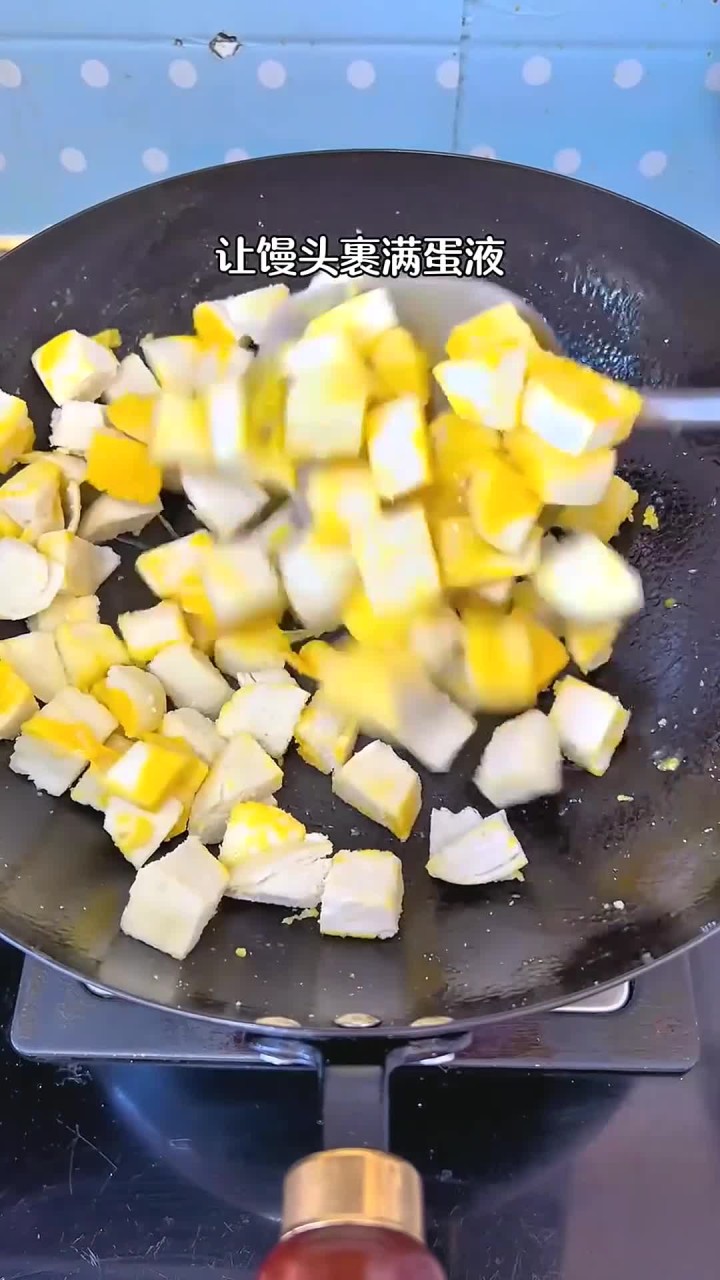 在陕西从小吃到大的炒馍花，这样做太香了，外酥里软，太费馍馍了