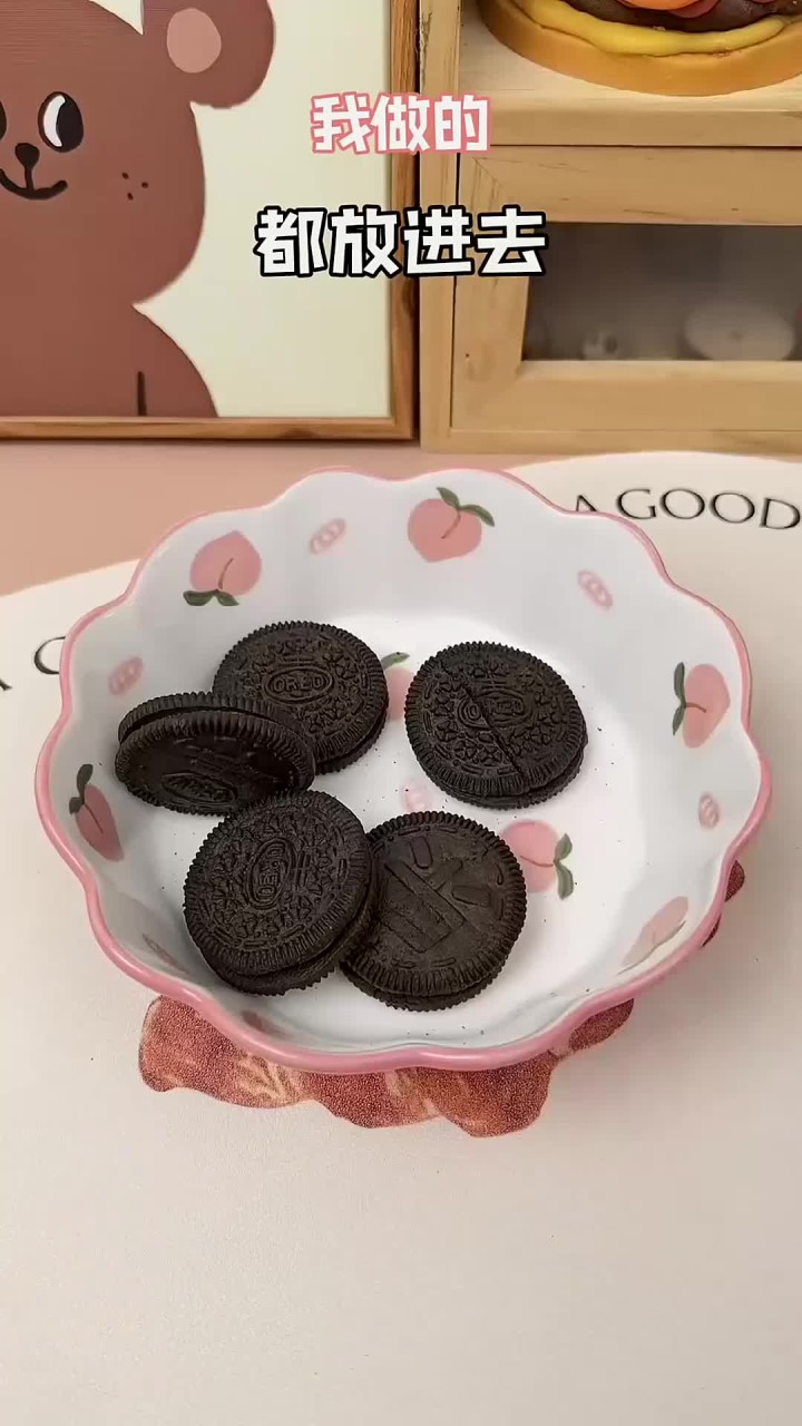 只要奥利奥和牛奶,就能做出会爆浆的布朗尼蛋糕!