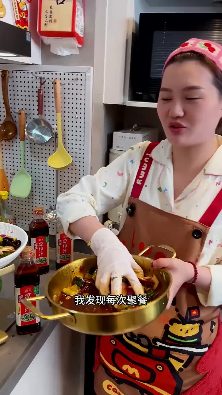 好吃下酒的小凉菜，清脆爽口，比大鱼大肉还好吃，特别解腻