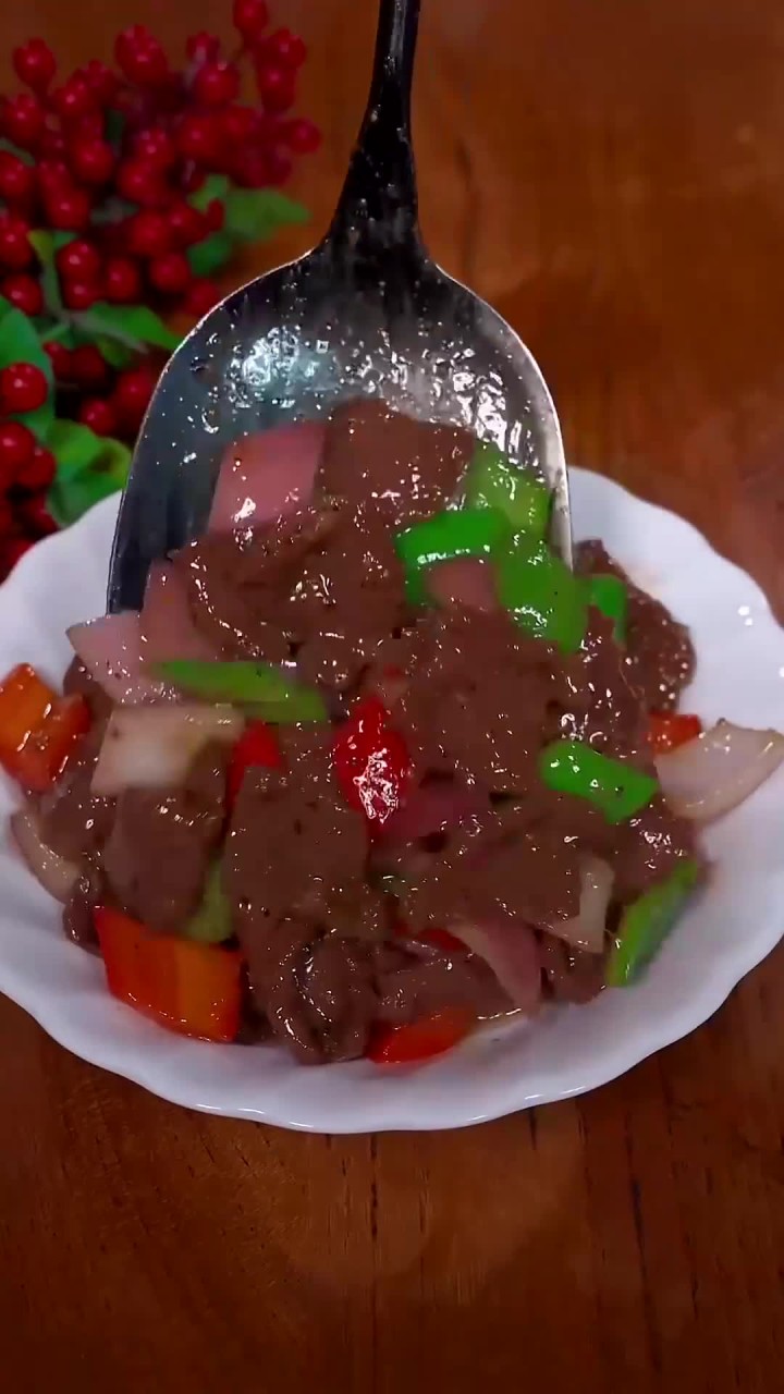 肉眼可见的嫩滑，这是我家经常给孩子安排的黑椒牛肉片，下饭又好吃